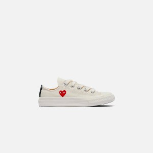 Beige Kids' Kith Comme Des Garçons Play x Converse Chuck 70 Low Top Sneakers | 7019-SFKJQ