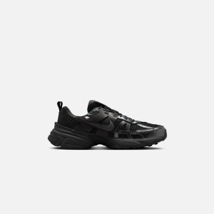Black / Dark Grey Men Kith Nike V2K Run Sneakers | 8194-NKPFM