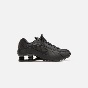Black / Orange Women Kith Nike WMNS Shox R4 Sneakers | 0893-DXMVH