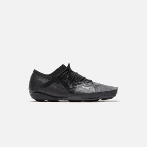 Black / White Men Kith PUMA x Coperni 90SQR Sneakers | 9754-OZGRL