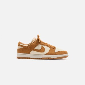 Brown / White Women Kith Nike WMNS Dunk Low Sneakers | 0859-WFETN