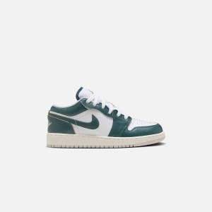 Green Kids' Kith Jordan GS Air Jordan 1 Low SE Sneakers | 8913-FWBRY