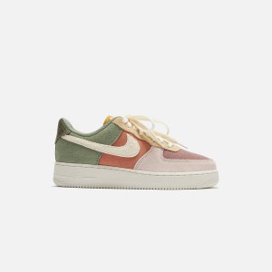 Green / Pink / White Women Kith Nike WMNS Air Force 1 '07 Sneakers | 1037-EUAMR