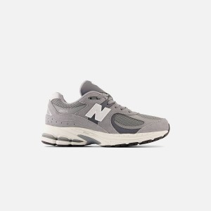 Grey Kids' Kith New Balance GS 2002R Sneakers | 2564-TFESG