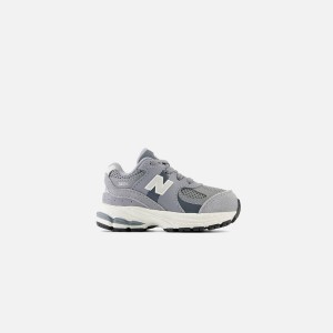 Grey Kids' Kith New Balance TD 2002R Sneakers | 0678-OASIZ
