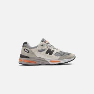 Grey / Orange Men Kith New Balance Made in UK 991v2 Sneakers | 2713-FQPGW