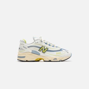 Light Blue Men Kith New Balance M1000 Sneakers | 3904-NCRLZ