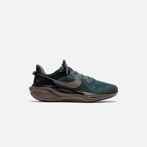 Olive / Grey / Black Men Kith Nike Air Max Zoom Pegasus 41 SP Sneakers | 3176-AZVHB