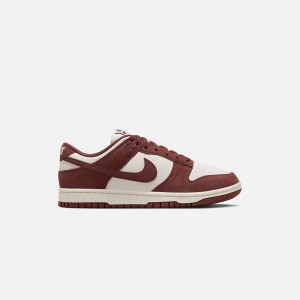 Red / White Men Kith Nike Dunk Low Sneakers | 3298-SECXH
