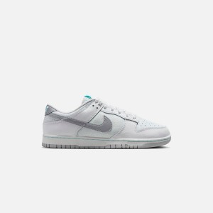 Silver Men Kith Nike Dunk Low Retro SE Sneakers | 5048-YIUPE
