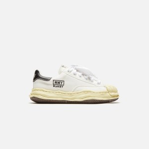 White Men Kith Mihara Yasuhiro Blakey Low Sneakers | 3275-XEDKO