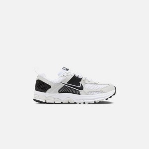 White / Black / Platinum / Platinum Kids' Kith Nike GS Zoom Vomero 5 Sneakers | 6409-PHUWK