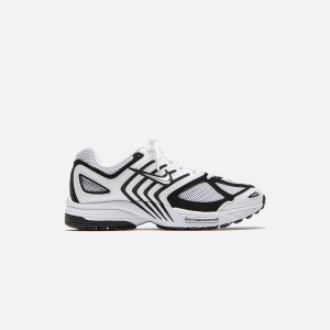 White / Black / Silver Men Kith Nike Air Pegasus 2K5 Sneakers | 4869-TCMYW