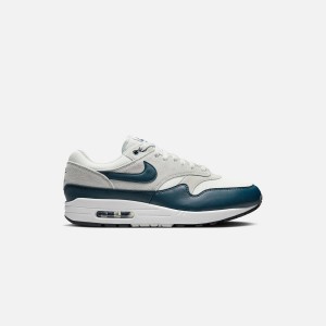 White / Navy / Light Silver Men Kith Nike Air Max 1 ESS Sneakers | 9056-SJQPR