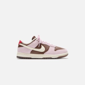 White / Pink Women Kith Nike WMNS Dunk Low Sneakers | 6513-HUXNC