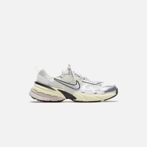 White / Silver Men Kith Nike V2K Run Sneakers | 5138-MRKDG