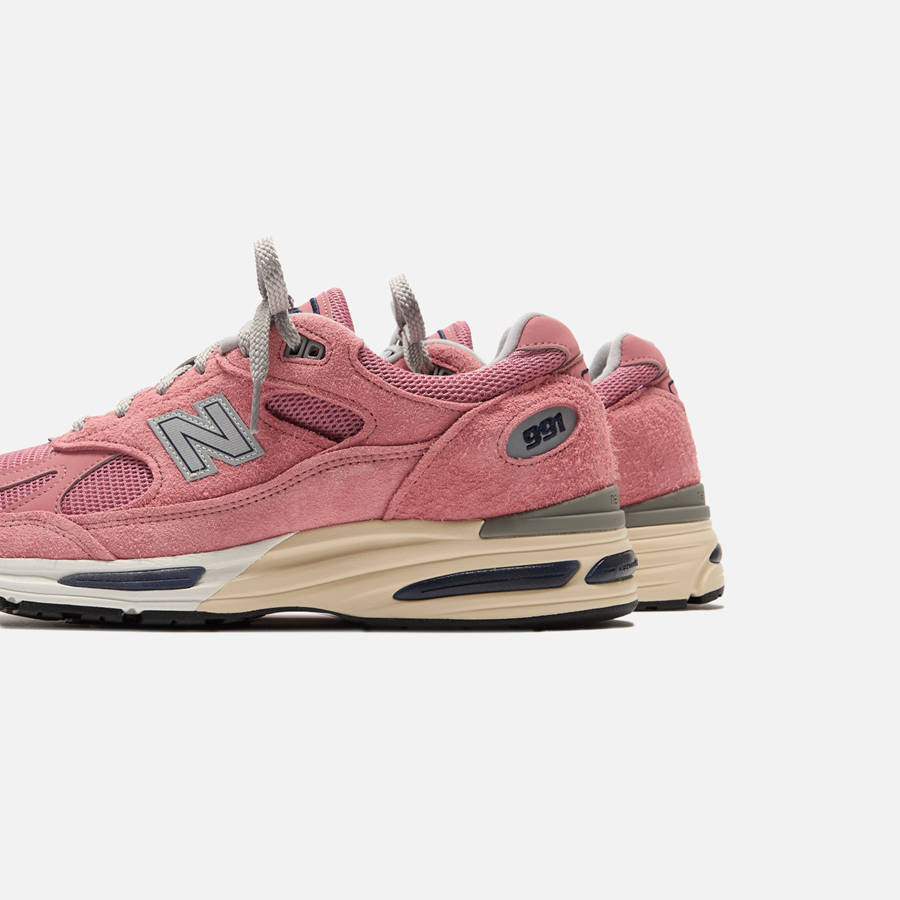 Apricot / Silver Men Kith New Balance Made in UK 991v2 Sneakers | 6239-KFAEC