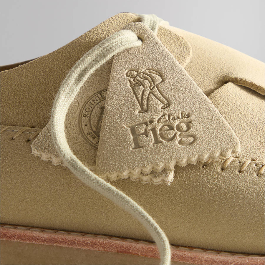 Beige Men Kith 8th St by Ronnie Fieg for Clarks Originals Ridgevale Sandals | 5426-TZPDJ