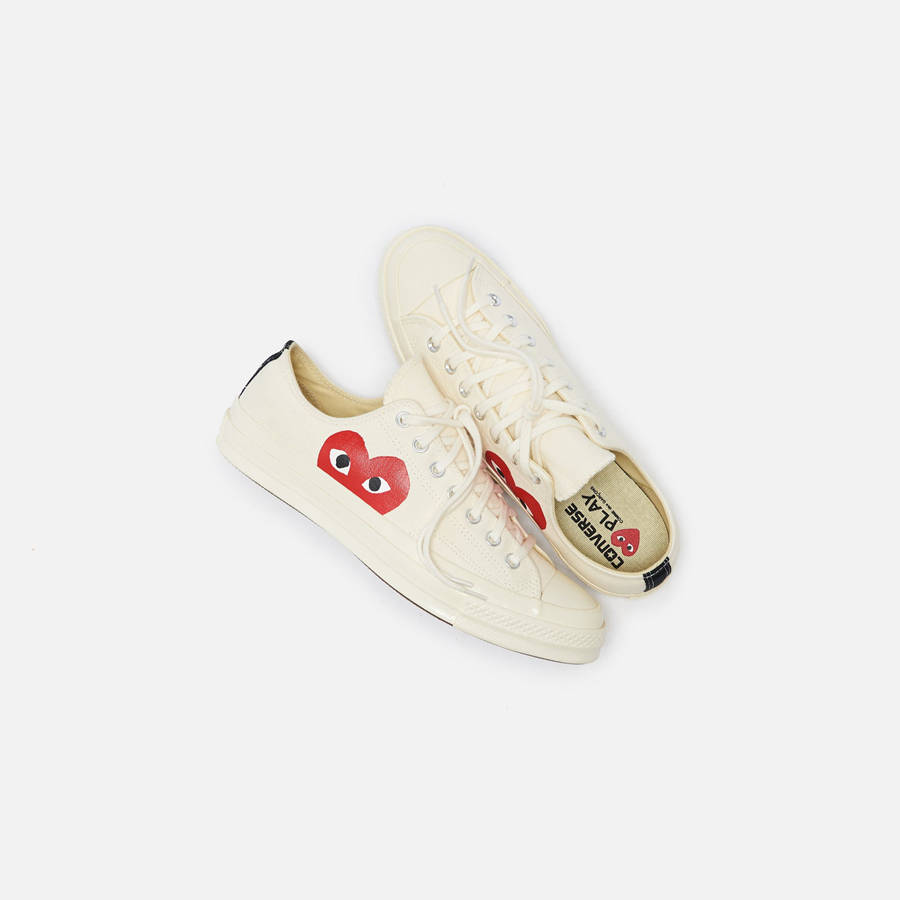 Beige Women Kith Converse x Comme des Garçons CDG Play Chuck Taylor Low Sneakers | 9801-CLTBP