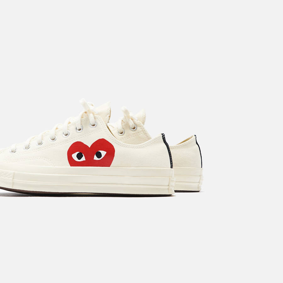 Beige Women Kith Converse x Comme des Garçons CDG Play Chuck Taylor Low Sneakers | 9801-CLTBP