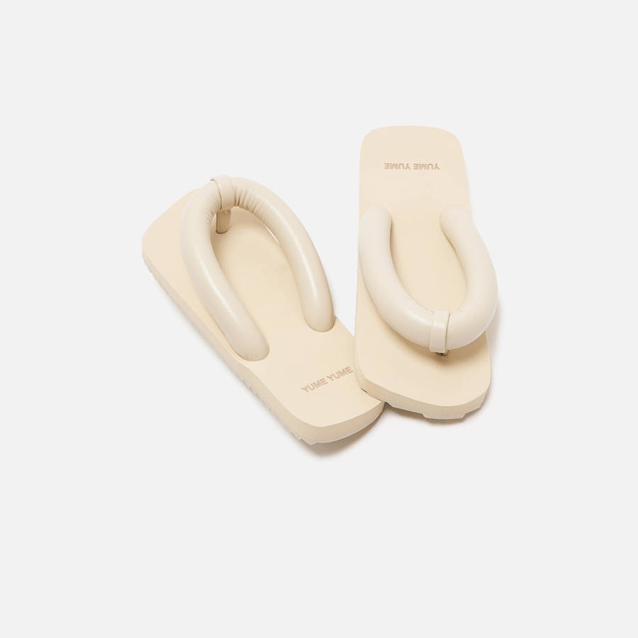 Beige Women Kith Yume Yume Suki Sandals | 7931-SRUNK
