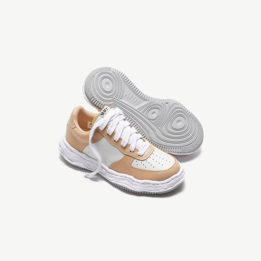Beige / White Men Kith Mihara Yasuhiro Wayne Low Sneakers | 6358-OBSRN