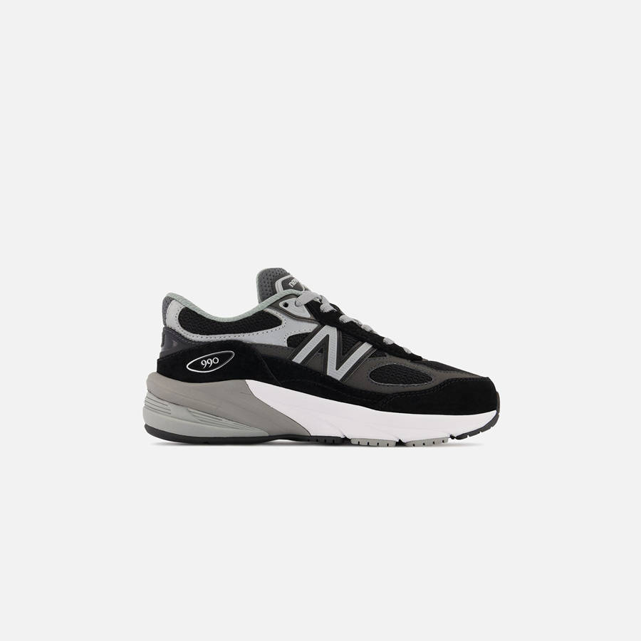 Black Kids' Kith New Balance Pre-School 990v6 Sneakers | 9518-MYNLQ
