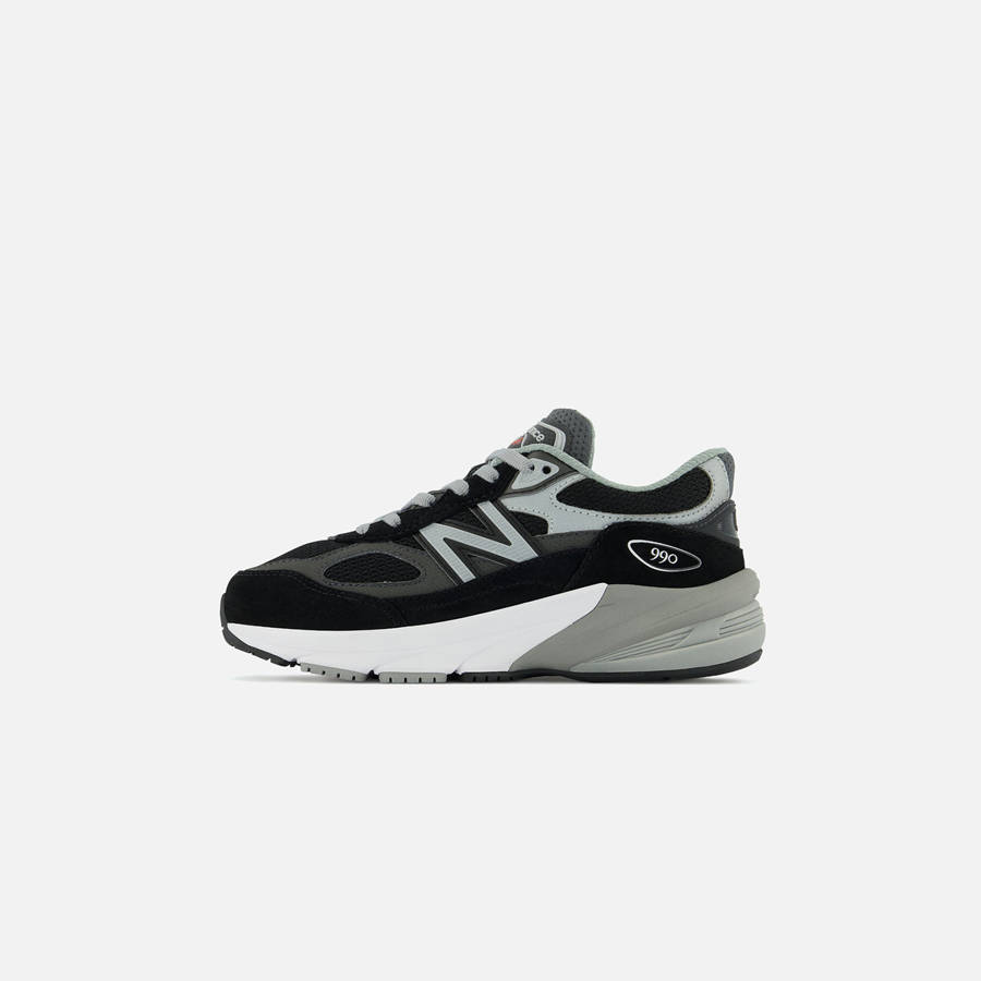 Black Kids' Kith New Balance Pre-School 990v6 Sneakers | 9518-MYNLQ