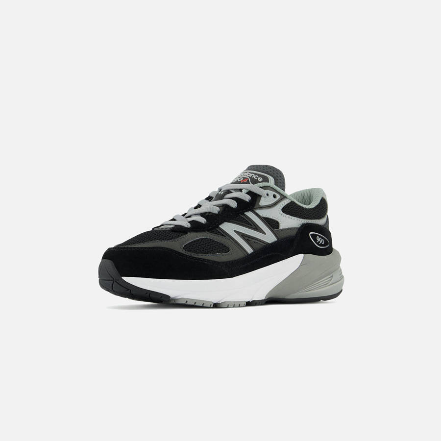 Black Kids' Kith New Balance Pre-School 990v6 Sneakers | 9518-MYNLQ
