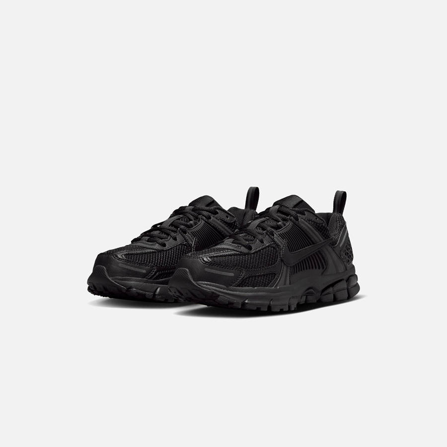 Black Kids' Kith Nike GS Zoom Vomero 5 Sneakers | 0547-IZBWV