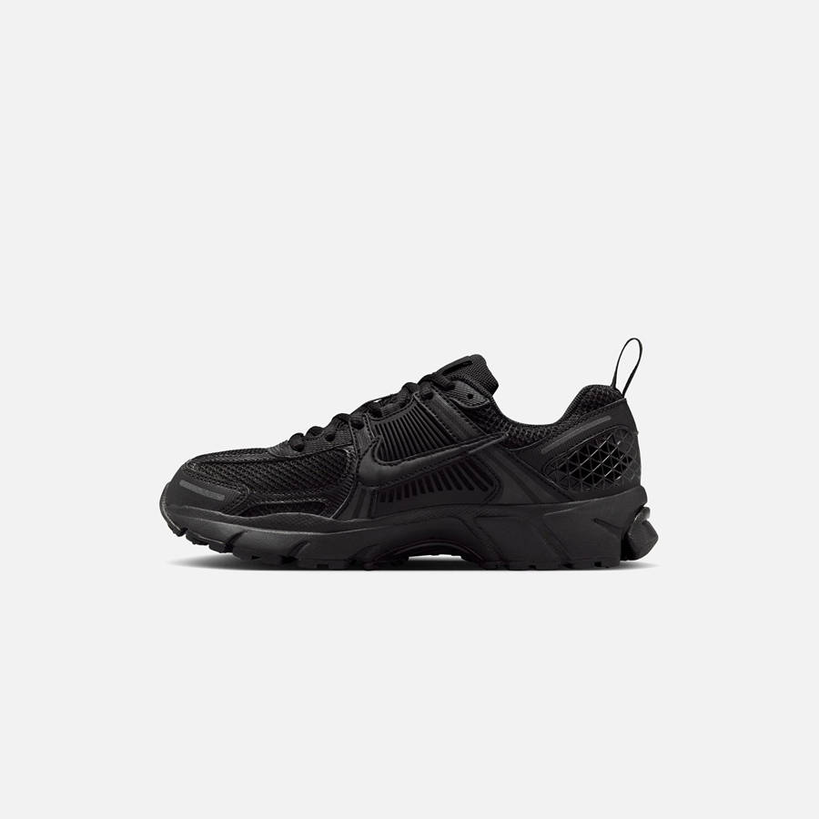 Black Kids' Kith Nike GS Zoom Vomero 5 Sneakers | 0547-IZBWV