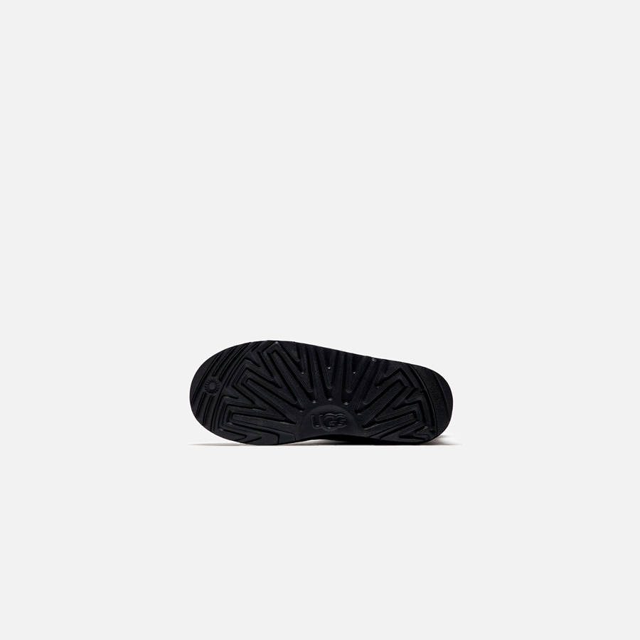 Black Kids' Kith UGG Classic II Boots | 3451-UNMYH