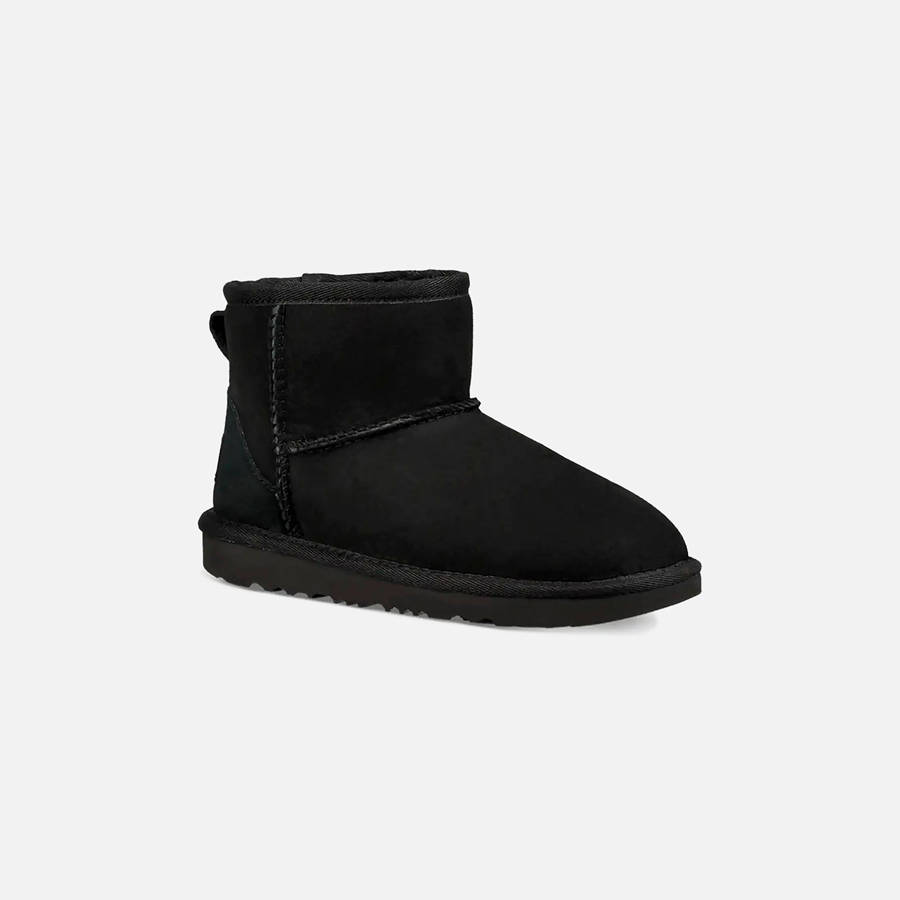 Black Kids' Kith UGG Classic Mini II Boots | 4706-JUZOE
