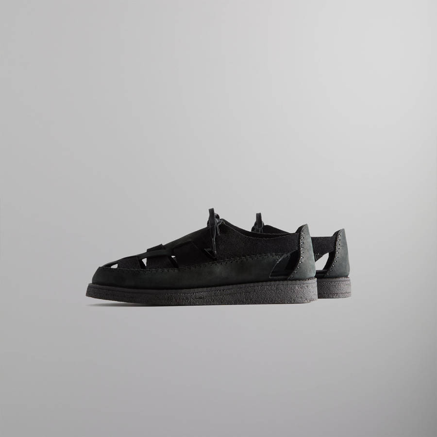 Black Men Kith 8th St by Ronnie Fieg for Clarks Originals Ridgevale Sandals | 7642-VROUY