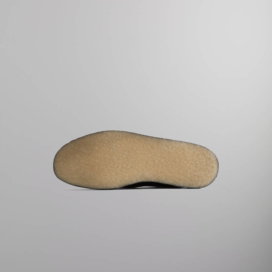 Black Men Kith 8th St by Ronnie Fieg for Clarks Originals Ridgevale Sandals | 7642-VROUY