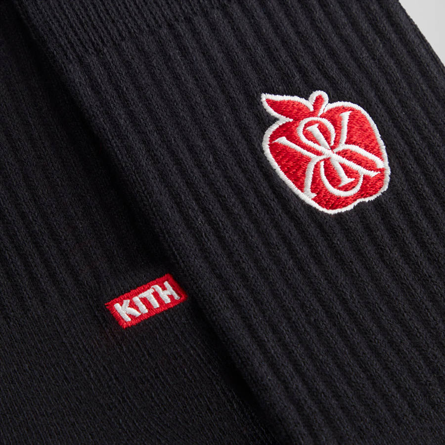 Black Men Kith Apple Crest Embroidered Socks | 6752-GDMTH