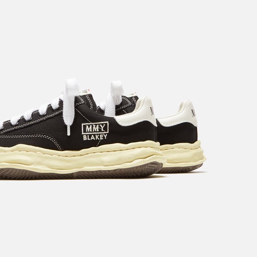 Black Men Kith Mihara Yasuhiro Blakey Low Sneakers | 3425-NRGHJ