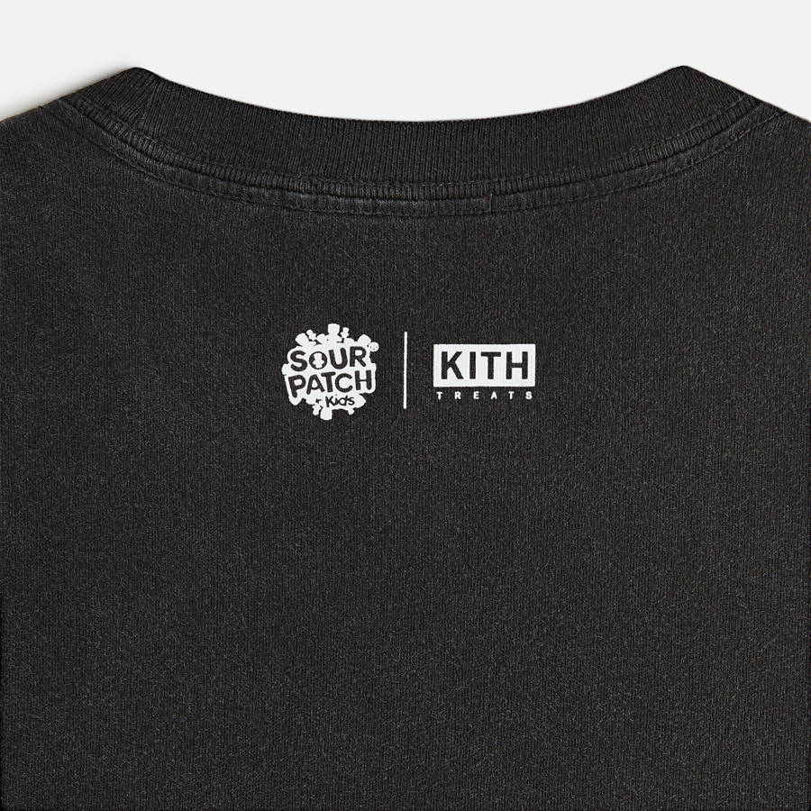 Black Men Kith Treats for SOUR PATCH KIDS® Candy Box Vintage T-Shirt | 4219-BWSGN