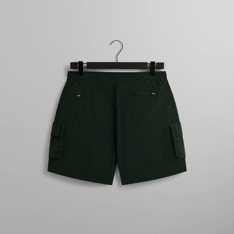 Black Men Kith Wrinkle Nylon Evan Cargo Shorts | 7052-DIOPR