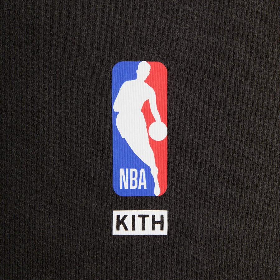 Black Men Kith for the New York Knicks Classic Vintage T-Shirt | 1932-AZKBD