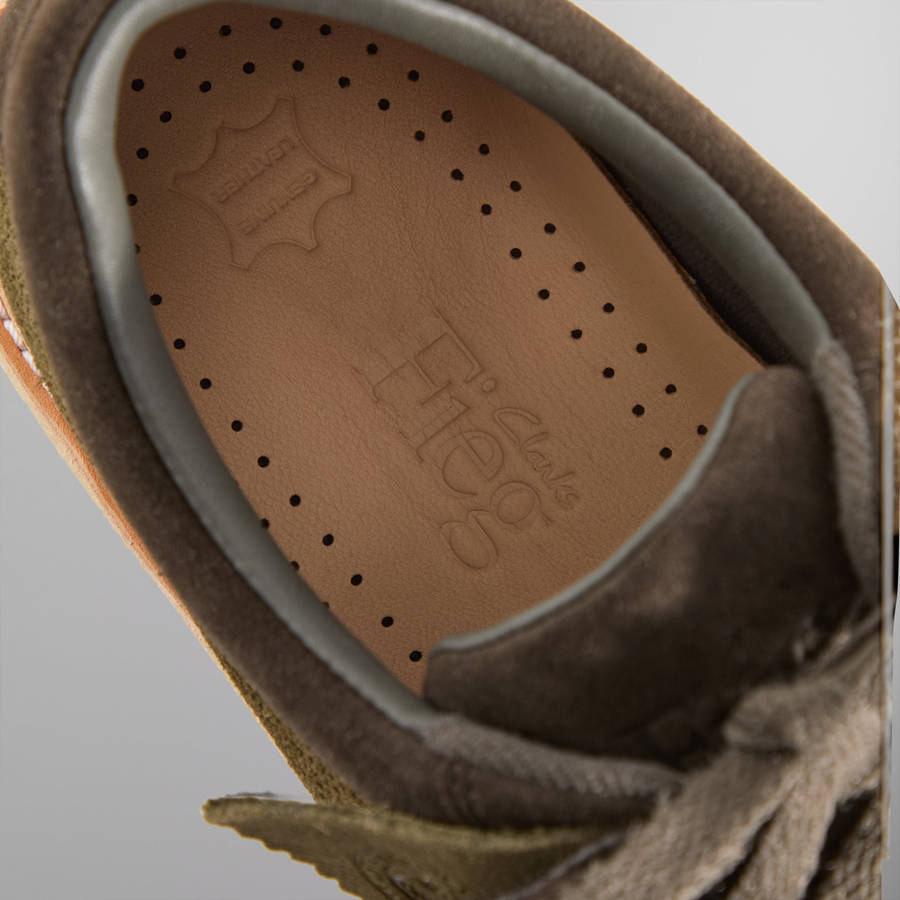 Black Olive / Dark Green Men Kith 8th St by Ronnie Fieg for Clarks Originals Sandford 2 Sneakers | 2564-YLJOW