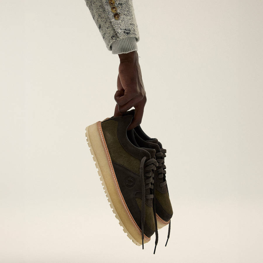 Black Olive / Dark Green Women Kith 8th St by Ronnie Fieg for Clarks Originals Sandford 2 Sneakers | 9403-IPEOV
