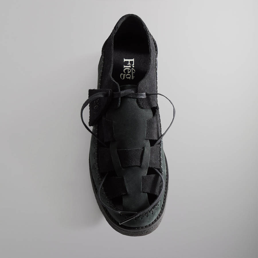 Black Women Kith 8th St by Ronnie Fieg for Clarks Originals Ridgevale Sandals | 8260-LZRYX