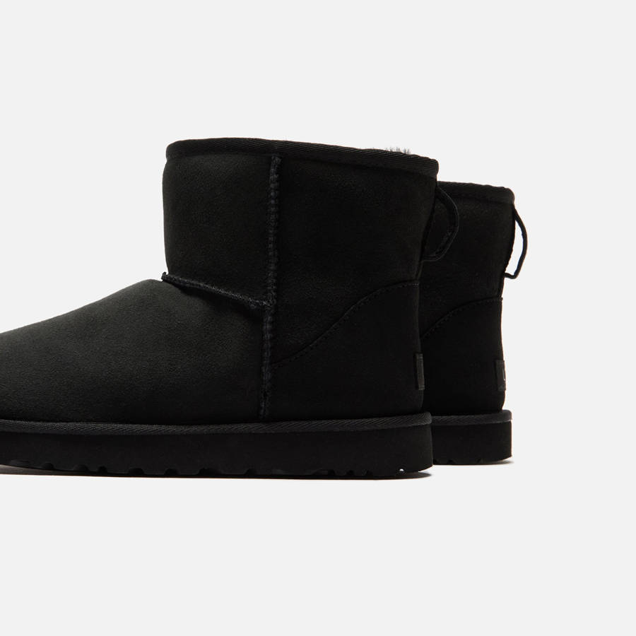 Black Women Kith UGG WMNS Classic Mini II Boots | 7325-PJOWL