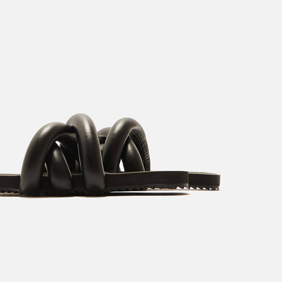 Black Women Kith Yume Yume Tyre Slide Sandals | 7126-BOKXM