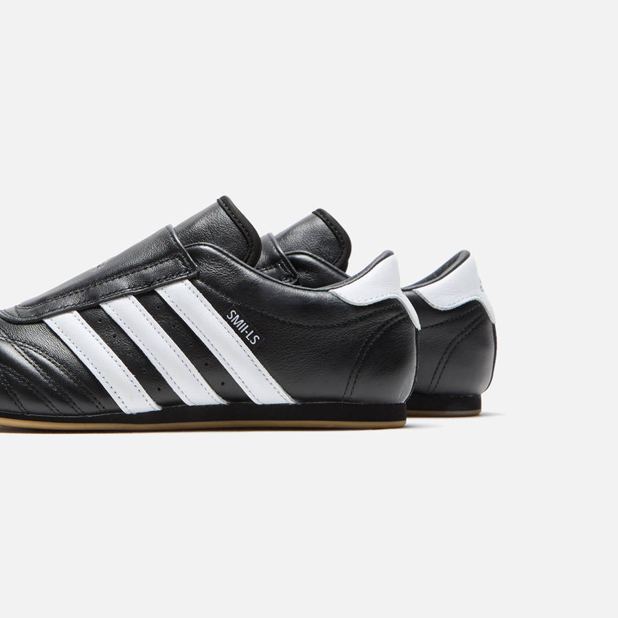 Black Women Kith adidas WMNS Taekwondo Sneakers | 2387-TBUCX