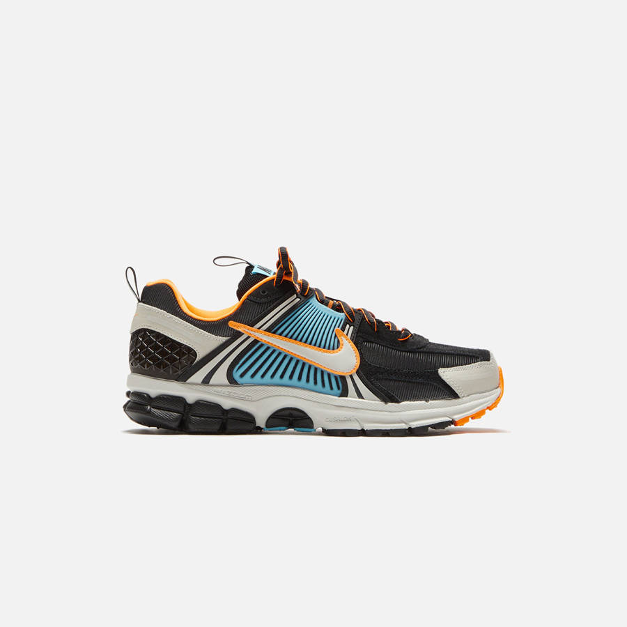 Black / Beige / Blue / Orange Women Kith Nike WMNS Zoom Vomero 5 Sneakers | 8692-UKJTA