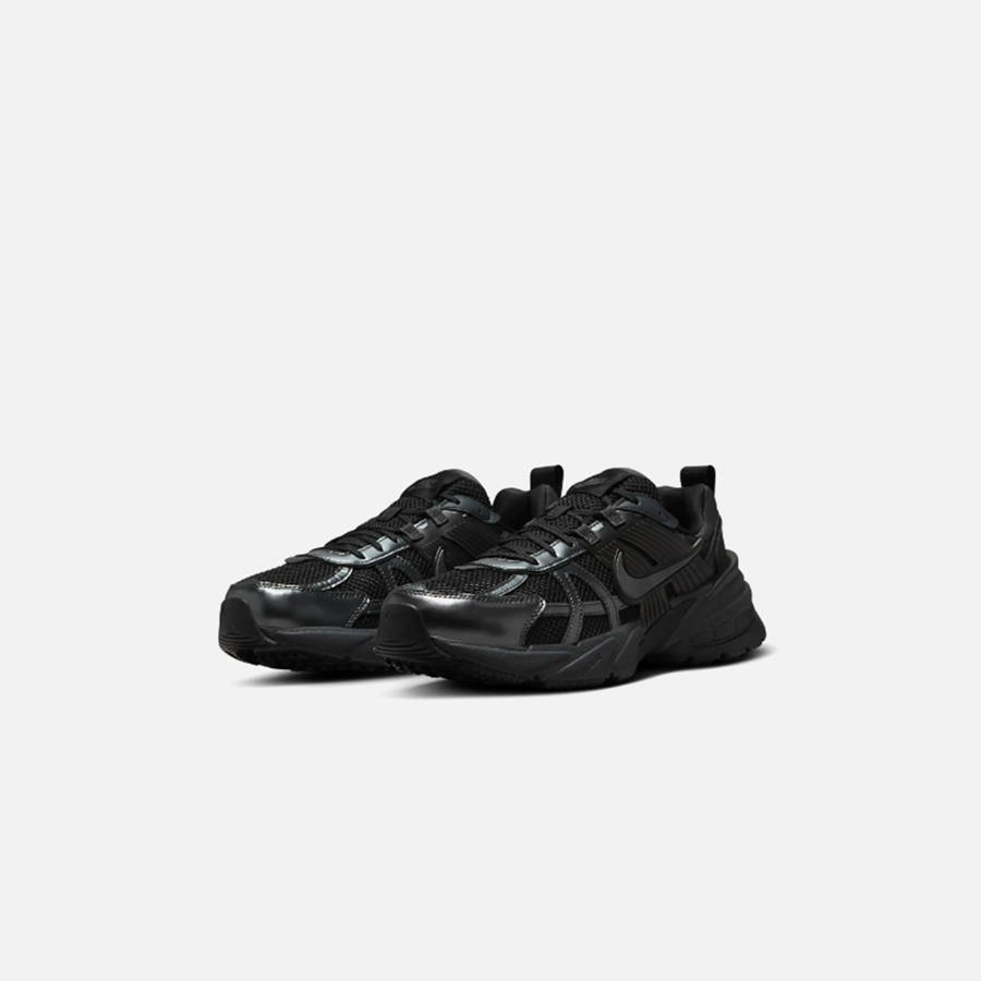 Black / Dark Grey Men Kith Nike V2K Run Sneakers | 8194-NKPFM