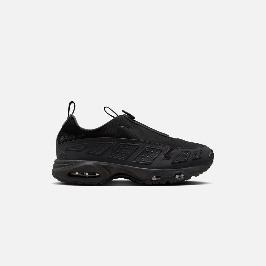 Black / Dark Grey Women Kith Nike WMNS Air Max SNDR GORE-TEX Sneakers | 2890-OKDIW