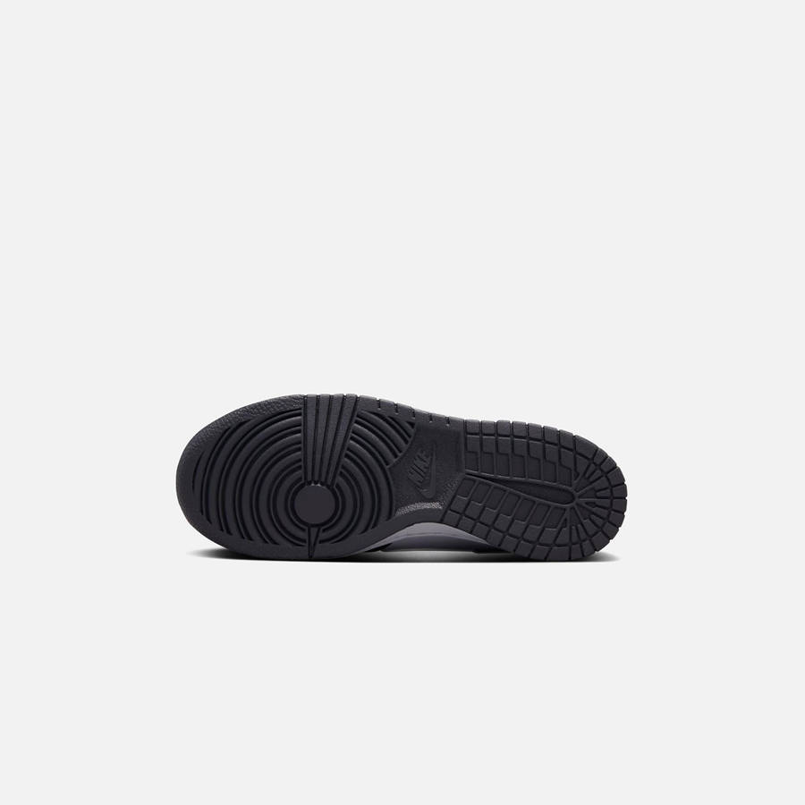 Black / Grey Kids' Kith Nike GS Dunk Low Sneakers | 4761-CJBQX